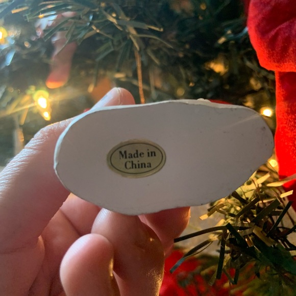 Vintage kitty/mail ornament - Picture 2 of 3